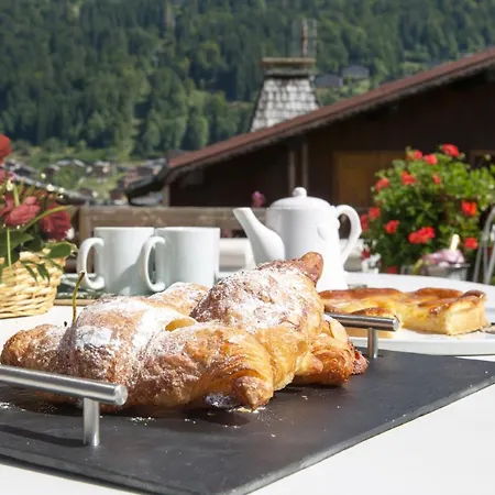 Chalet Simply - Carving *