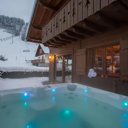 Simply - Carving Chalet
