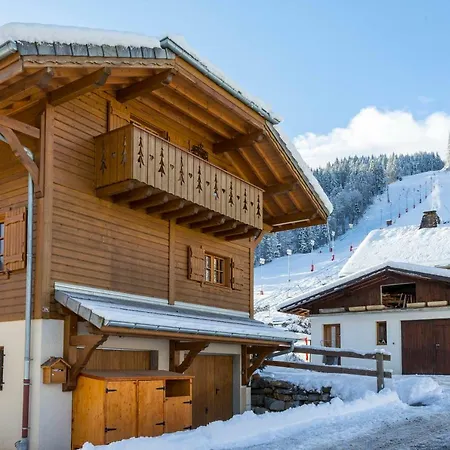 Chalet Simply - Carving *
